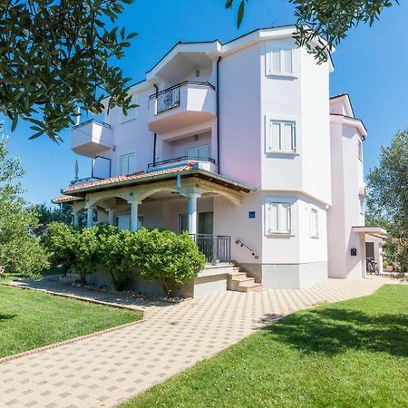 Apartments Feel Good Sukošan エクステリア 写真